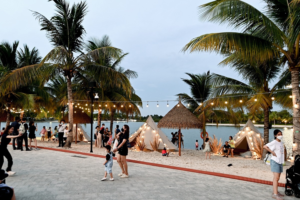 dai nhac hoi,  cong vien 36 ha anh 6