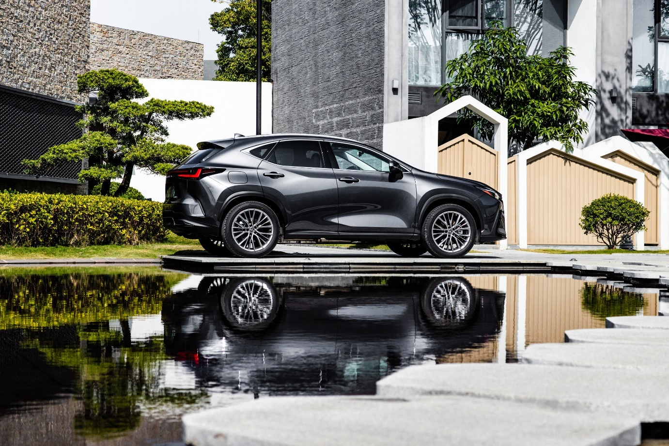 Lexus NX,  Toyota ảnh 2 Lexus NX,  Toyota anh 2