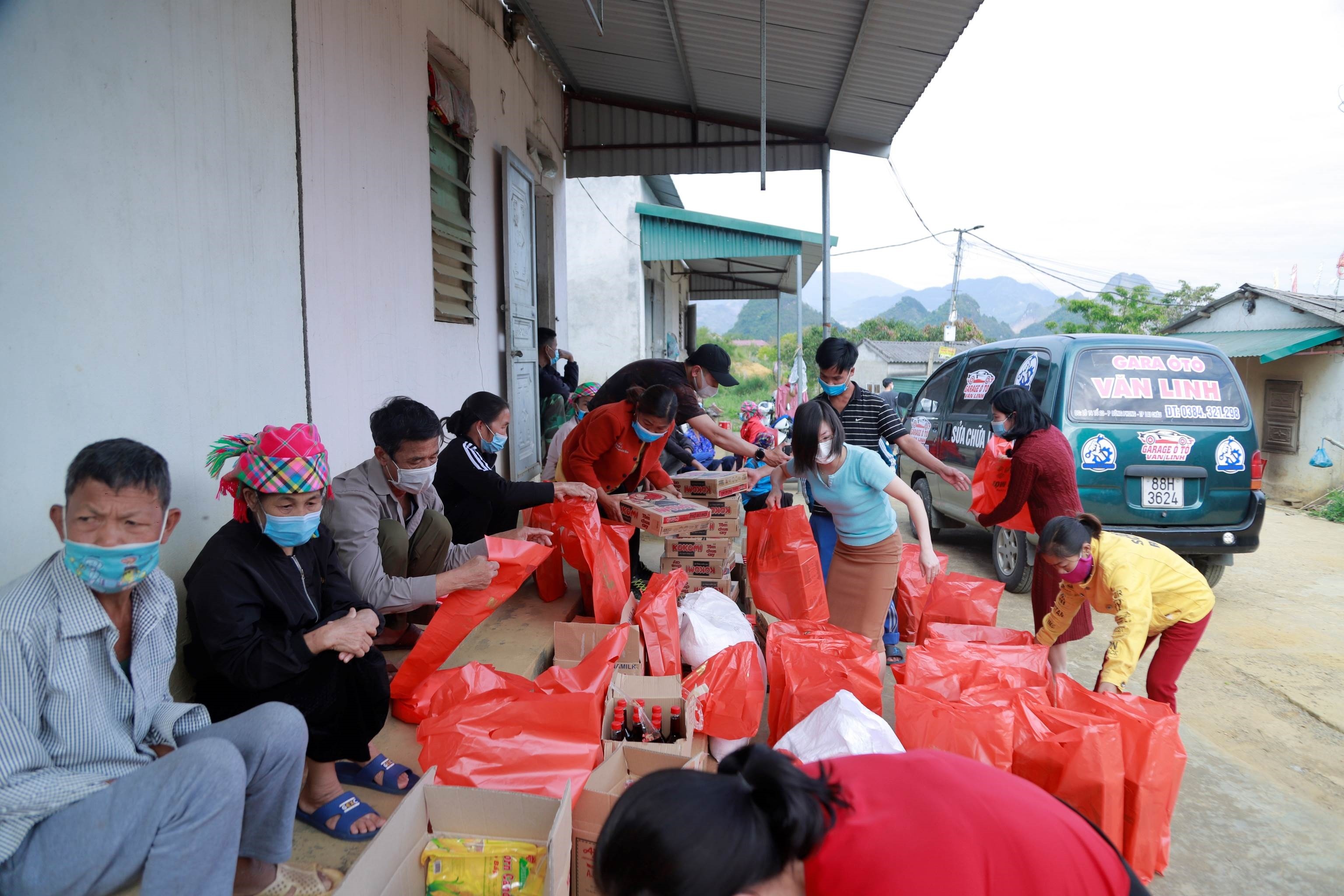 chuong trinh thien nguyen tai Lai Chau anh 6