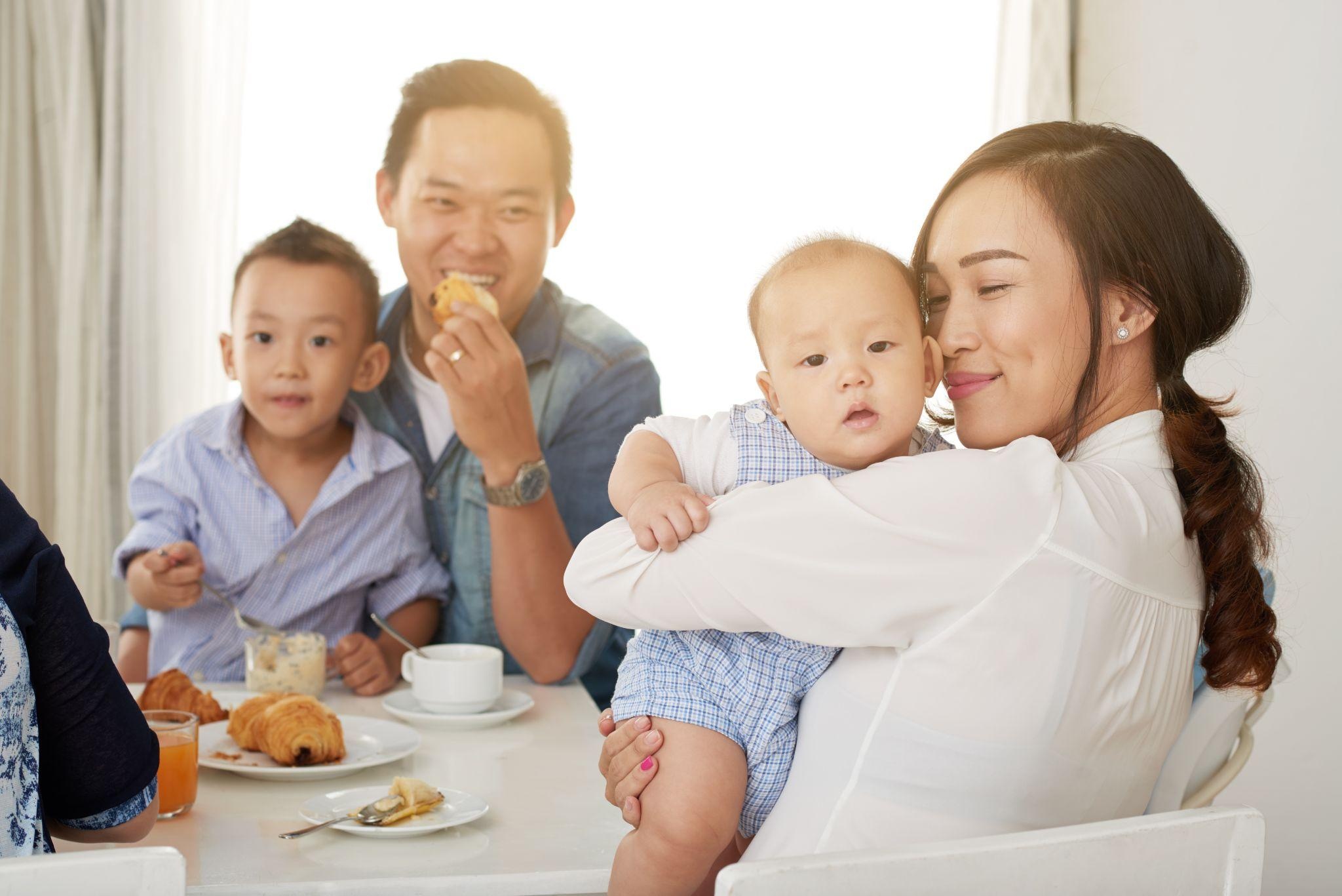 Bảo hiểm,  chăm sóc sức khỏe ảnh 2 Bao hiem,  cham soc suc khoe anh 2