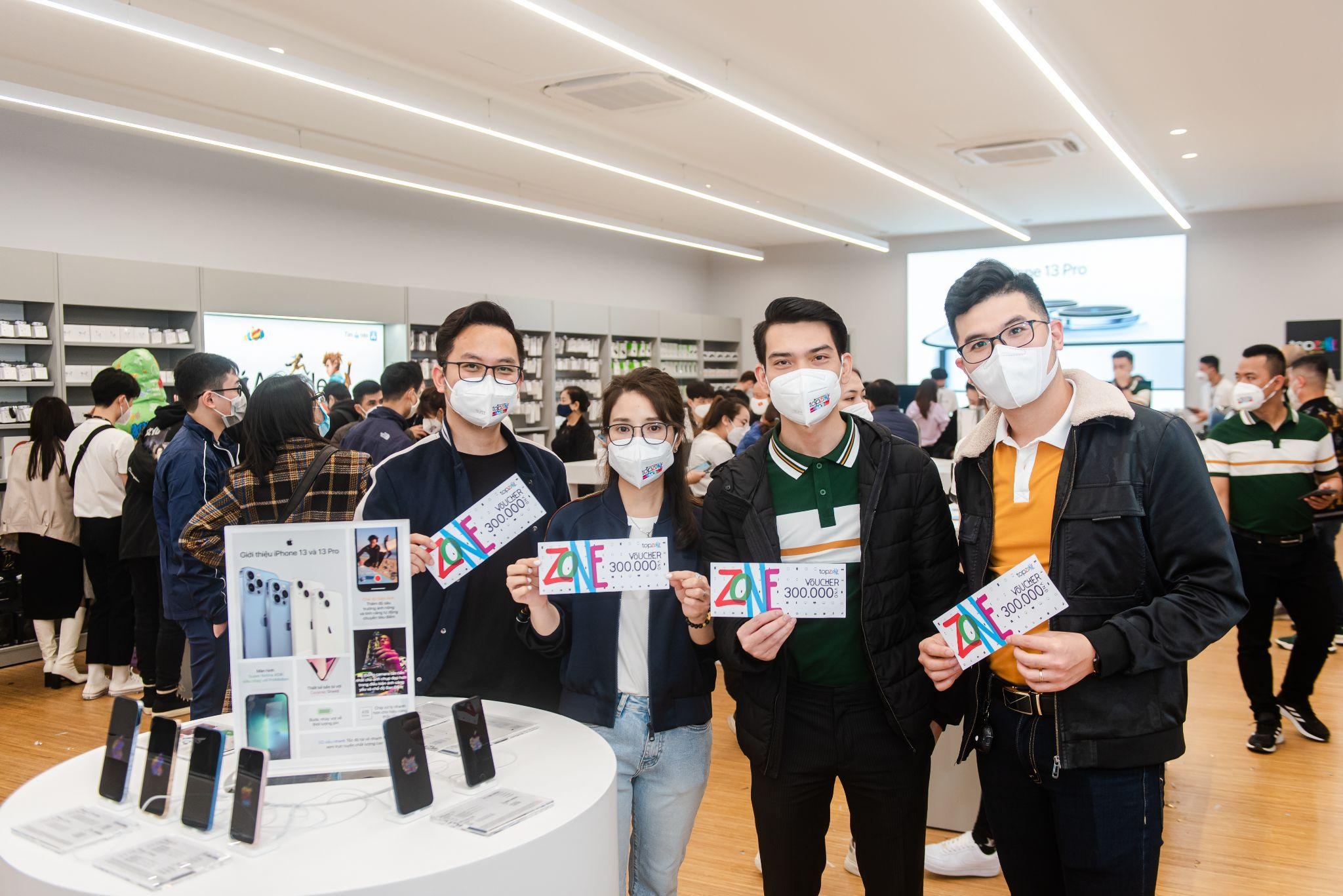 TopZone sap ra mat cua hang cao cap dau tien tai TP.HCM hinh anh