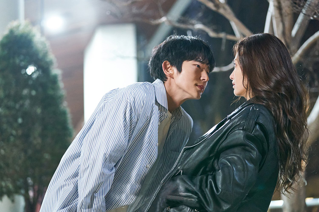 Tai sinh bao thu,  FPT Play anh 3