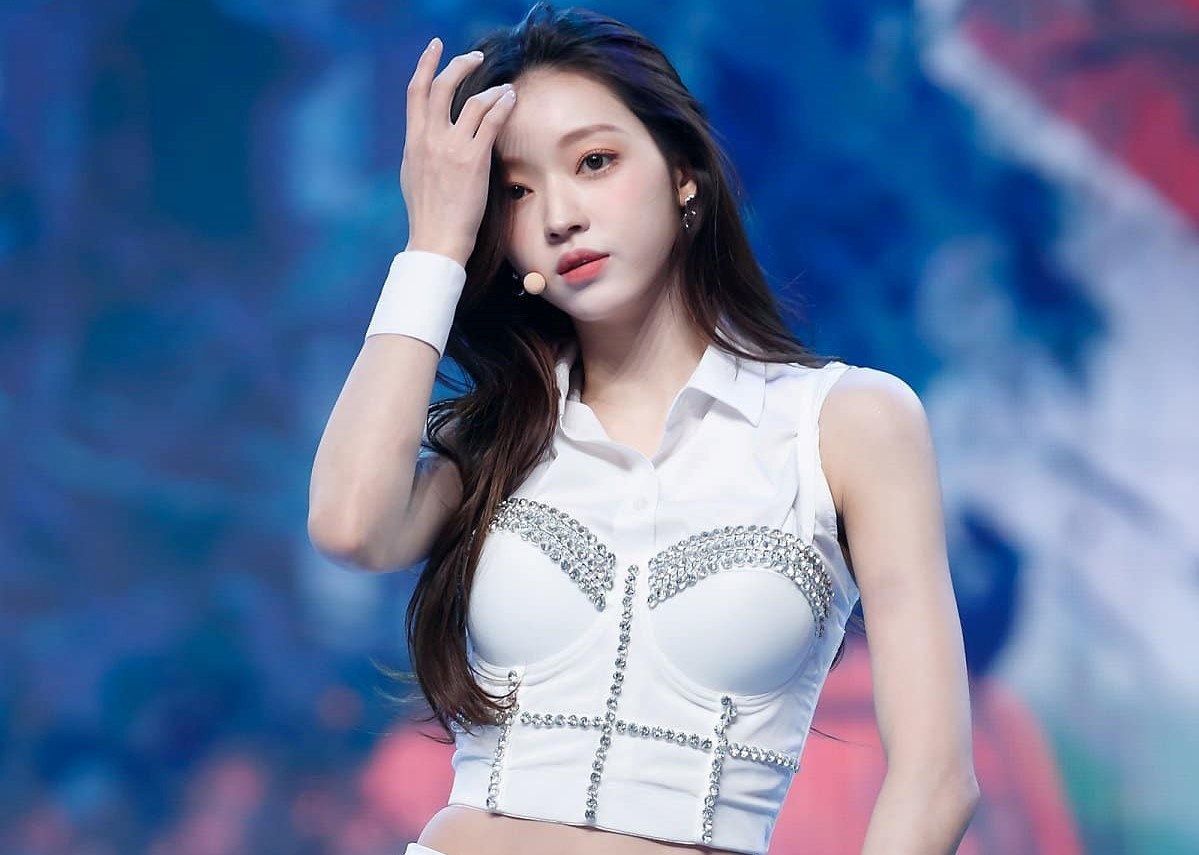 Oh My Girl 'don tim' nguoi ham mo bang loi chao tieng Viet hinh anh