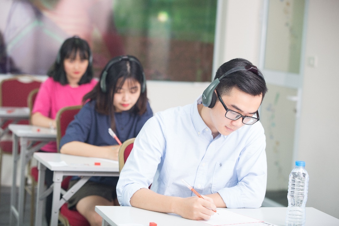 IELTS,  luyện thi ảnh 2 IELTS,  luyen thi anh 2