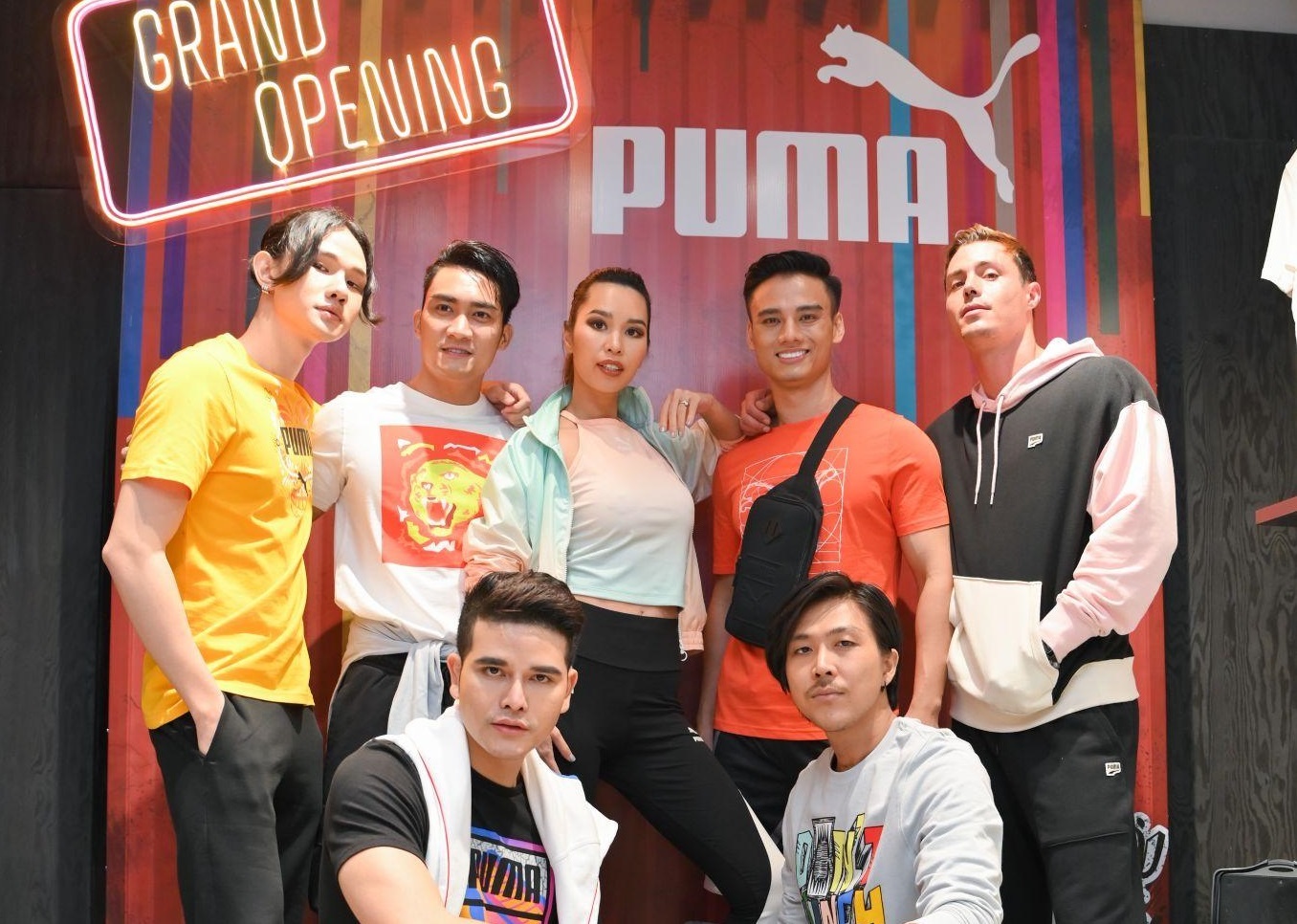 Sieu mau Ha Anh noi bat tai buoi khai truong cua hang Puma hinh anh