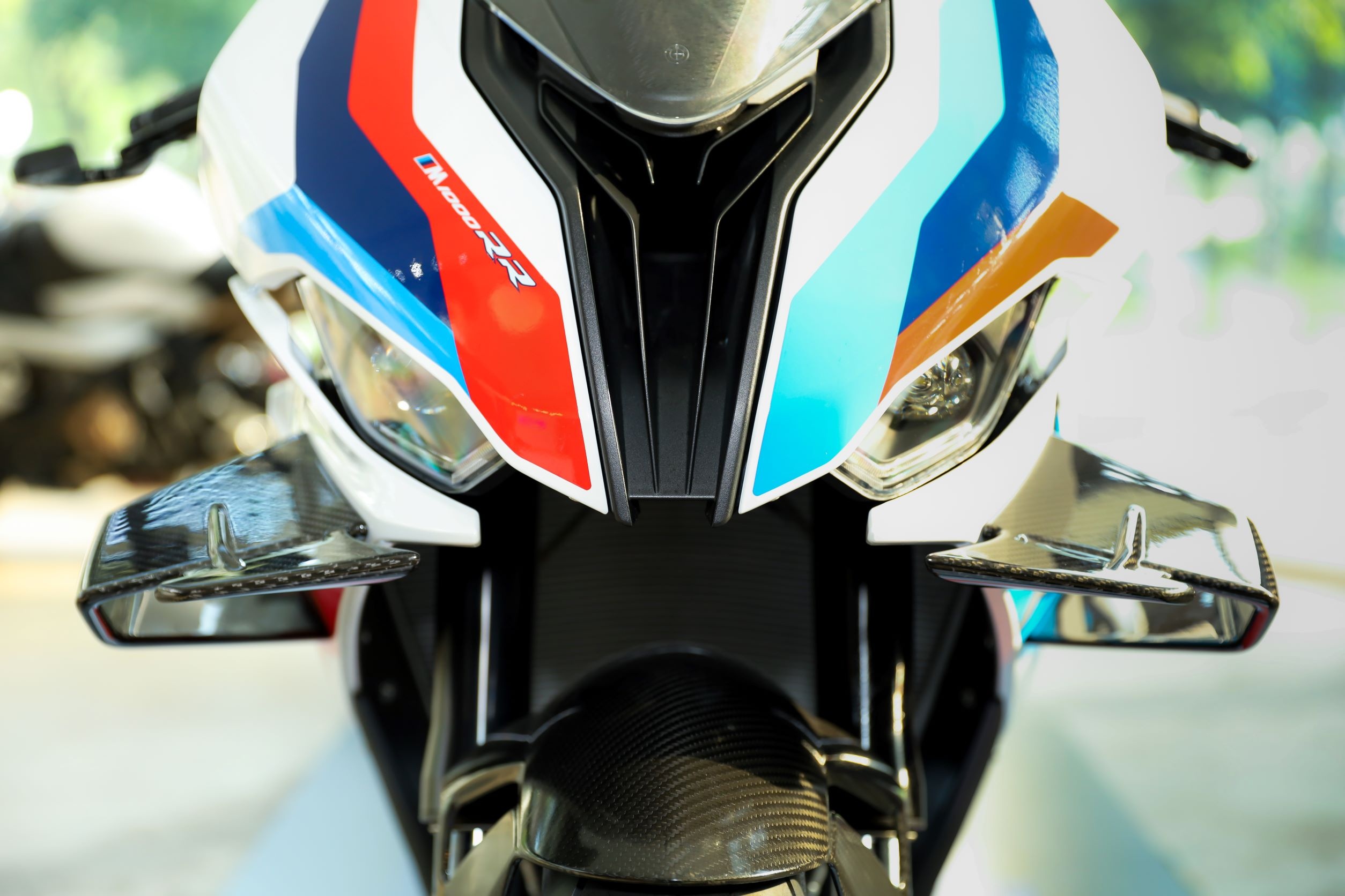 BMW M 1000 RR anh 3