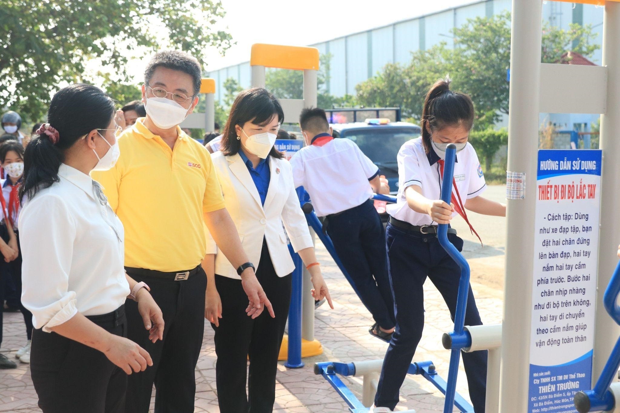 vi cong dong,  phat trien ben vung anh 9