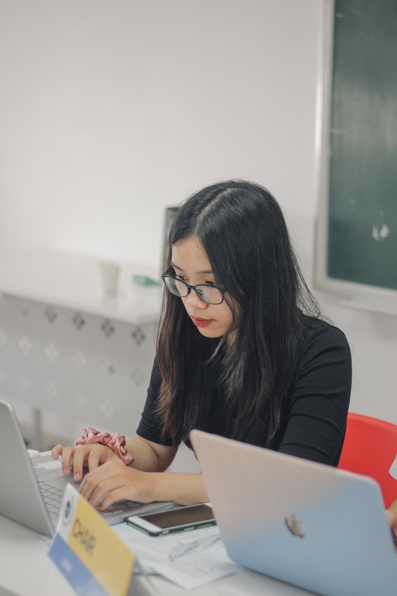 College Compass anh 1