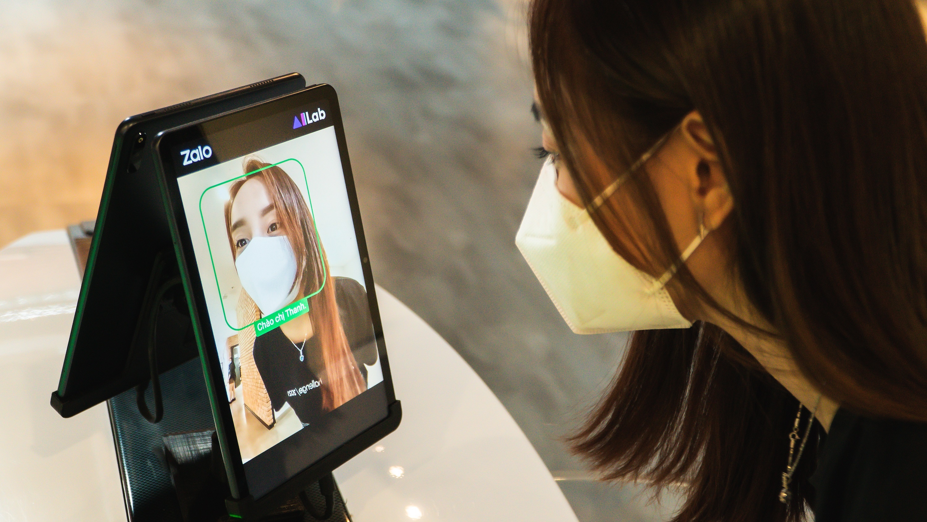 Check-in van phong Zalo khong can thao khau trang nho AI tu phat trien hinh anh
