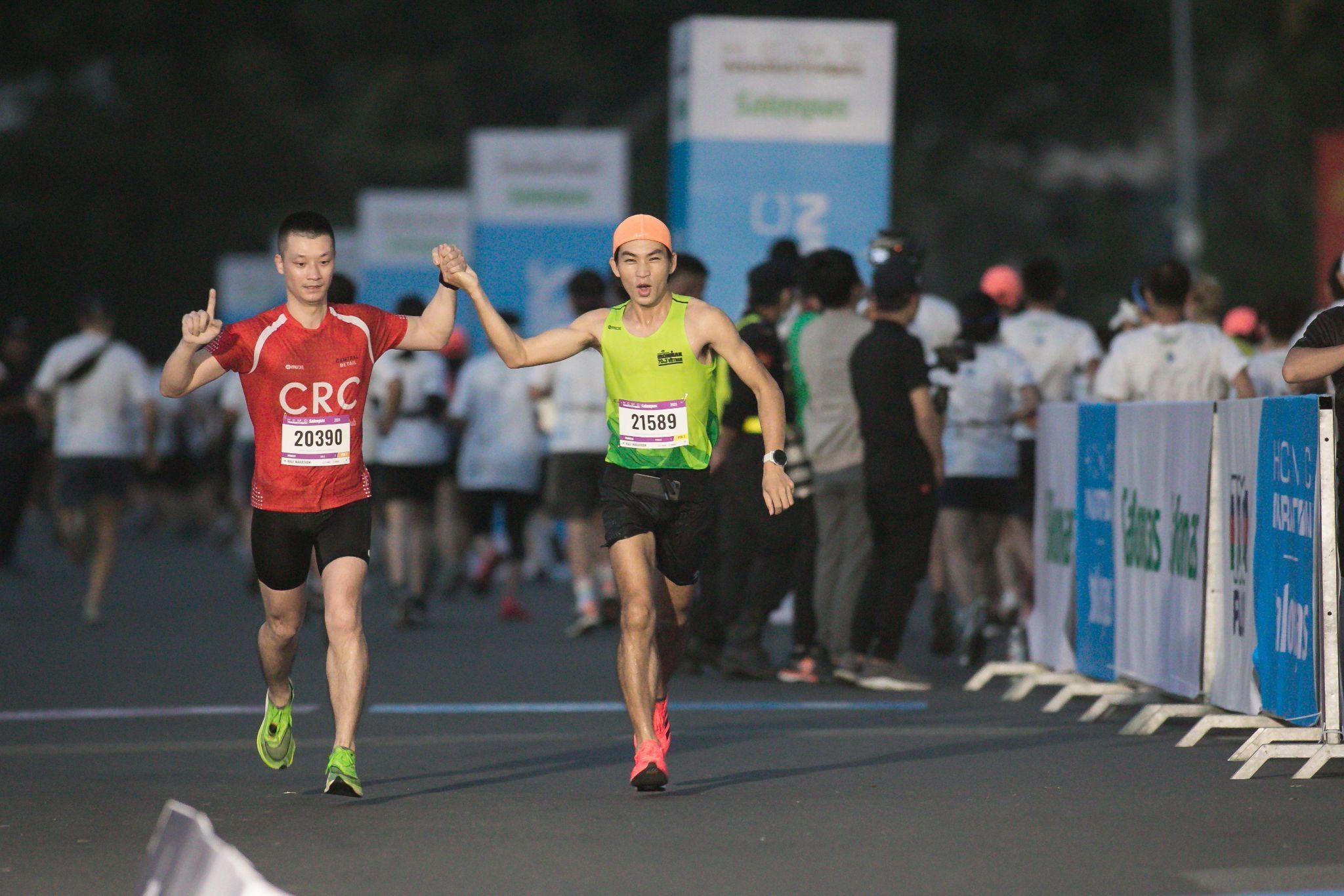 Salonpas,  HCMC Marathon anh 3