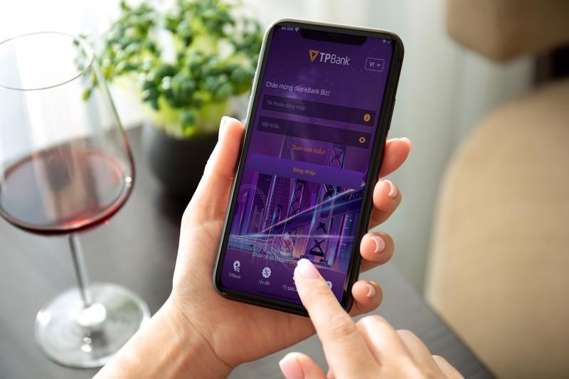 Ung dung TPBank Biz giup doanh nghiep day manh chuyen doi so hinh anh