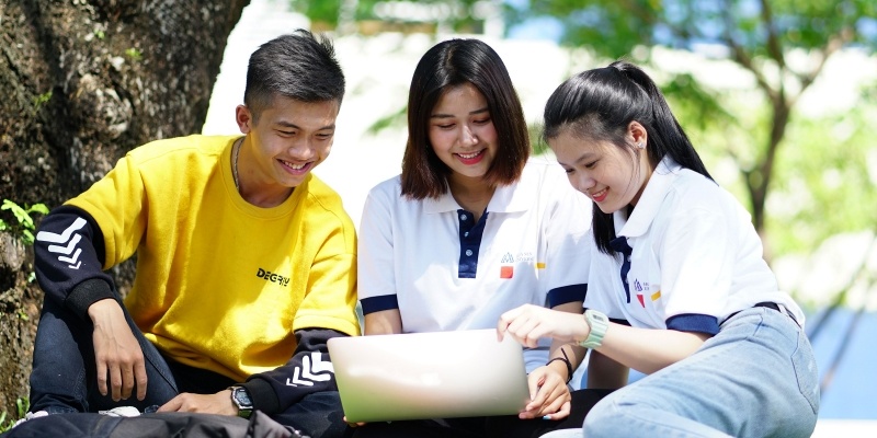 3 the manh cua truong dai hoc chuan quoc te tai Viet Nam hinh anh