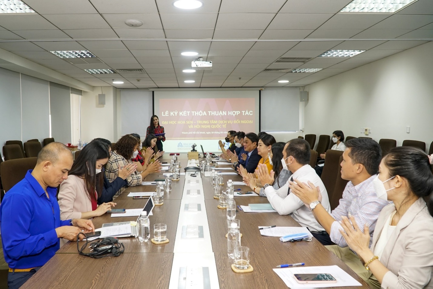 Dai hoc Hoa Sen,  So Ngoai vu TP.HCM anh 2