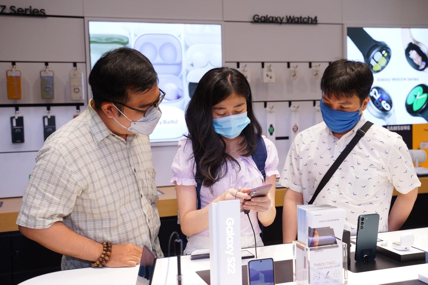 SamCenter va hanh trinh mang trai nghiem Samsung quoc te den Viet Nam hinh anh