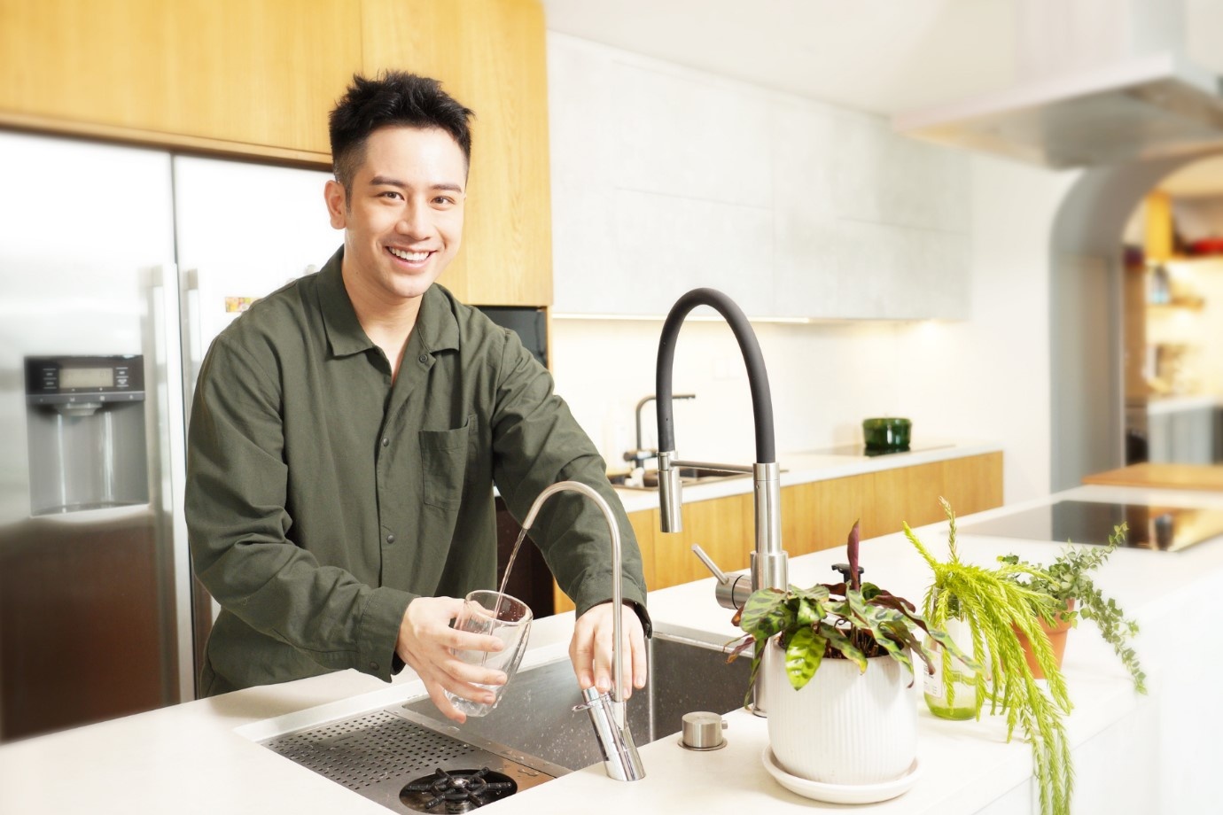 Mua may loc nuoc anh 2