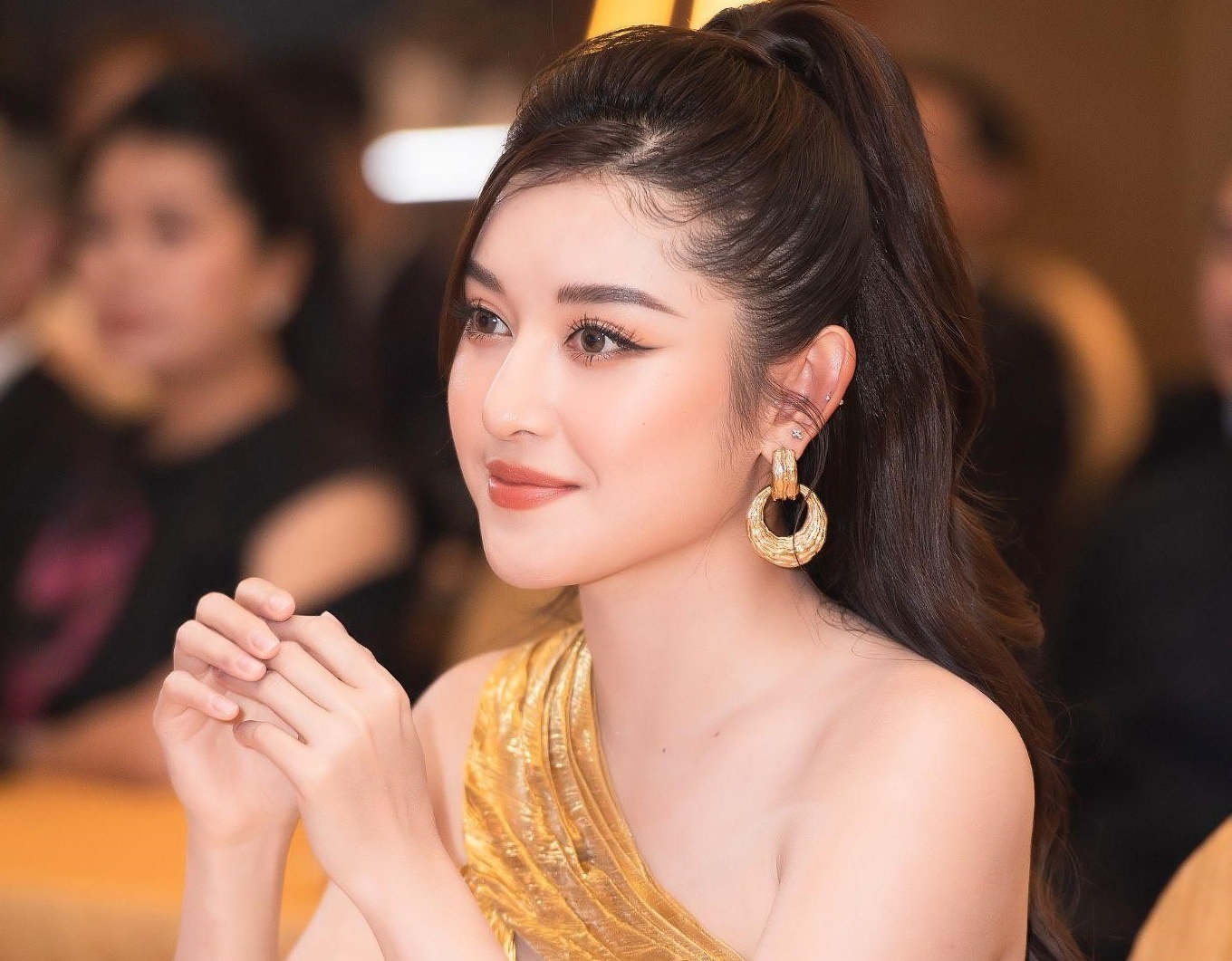 Bi quyet giu gin sac voc cua A hau Huyen My hinh anh