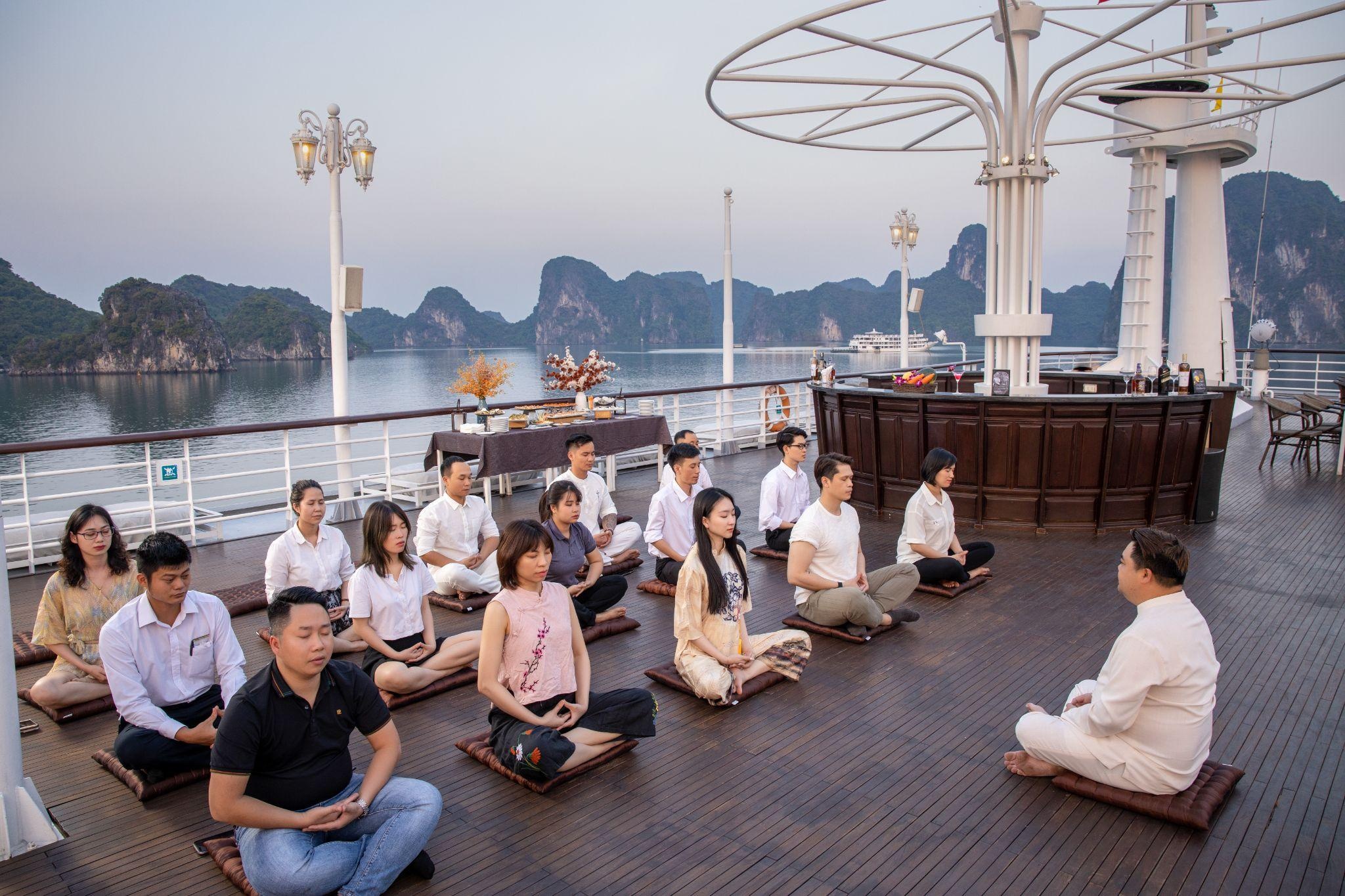 du thuyen Paradise Elegance anh 5