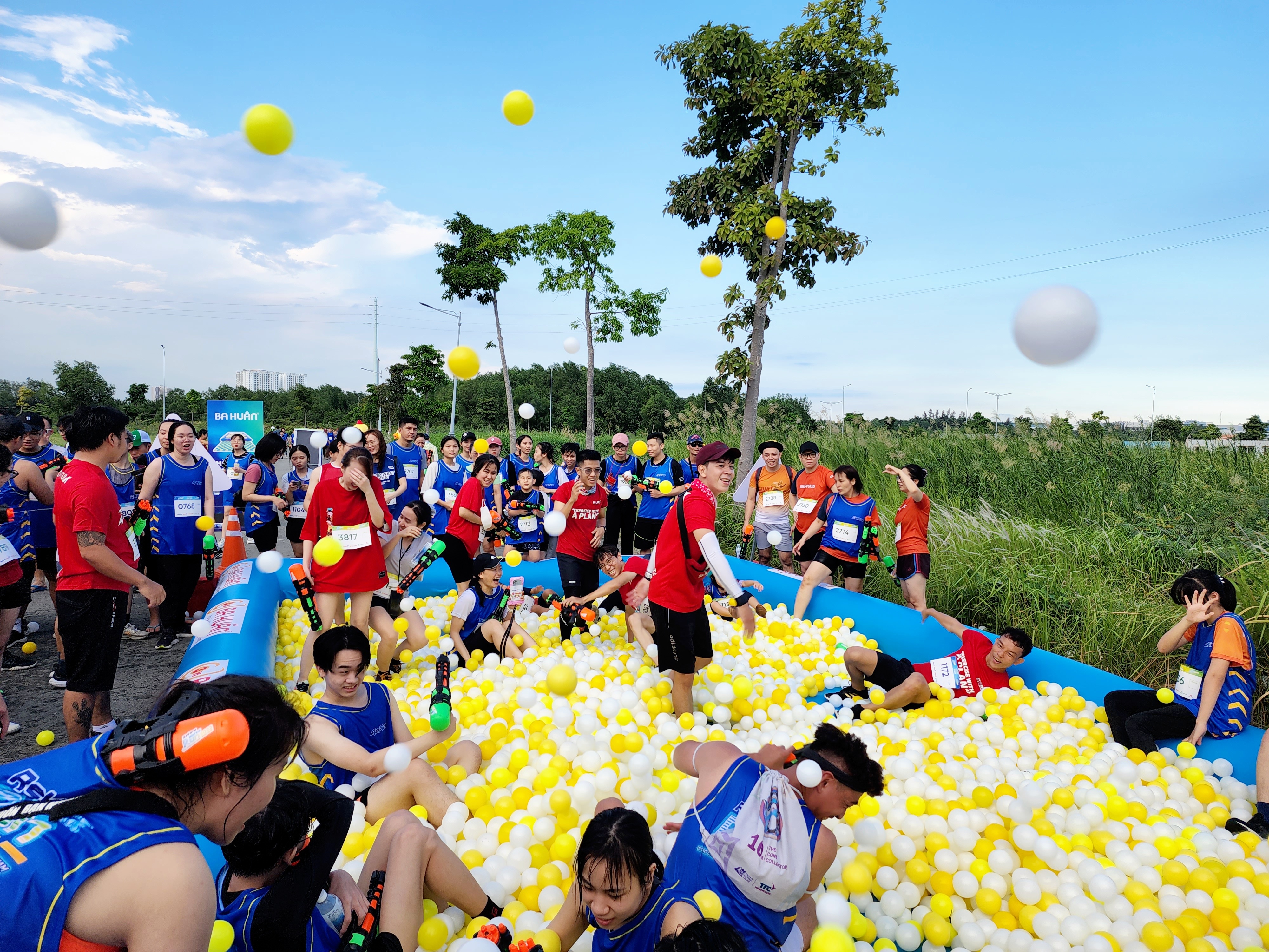 smartphone cao cap,  smartphone chong nuoc anh 8