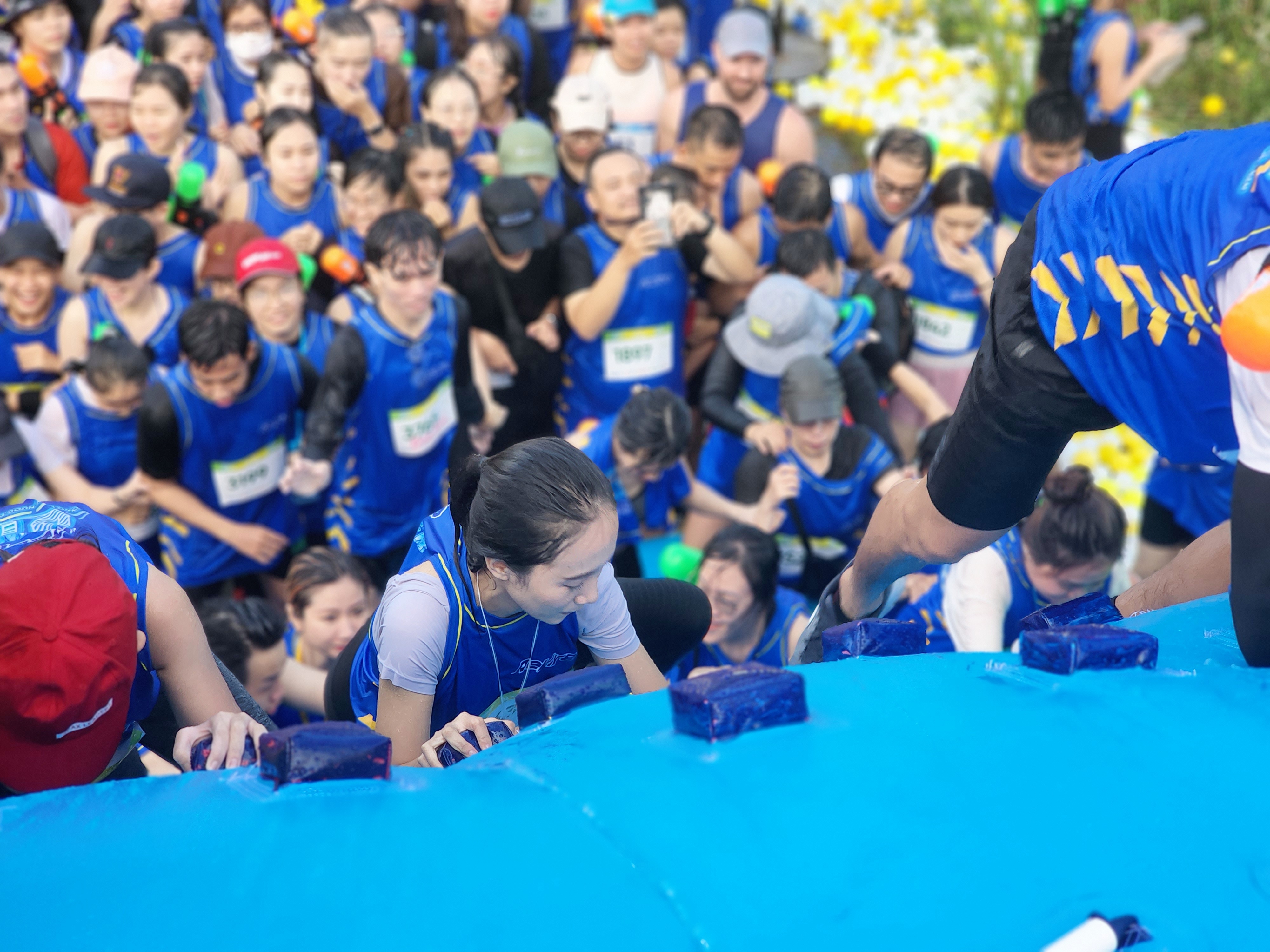 smartphone cao cap,  smartphone chong nuoc anh 7