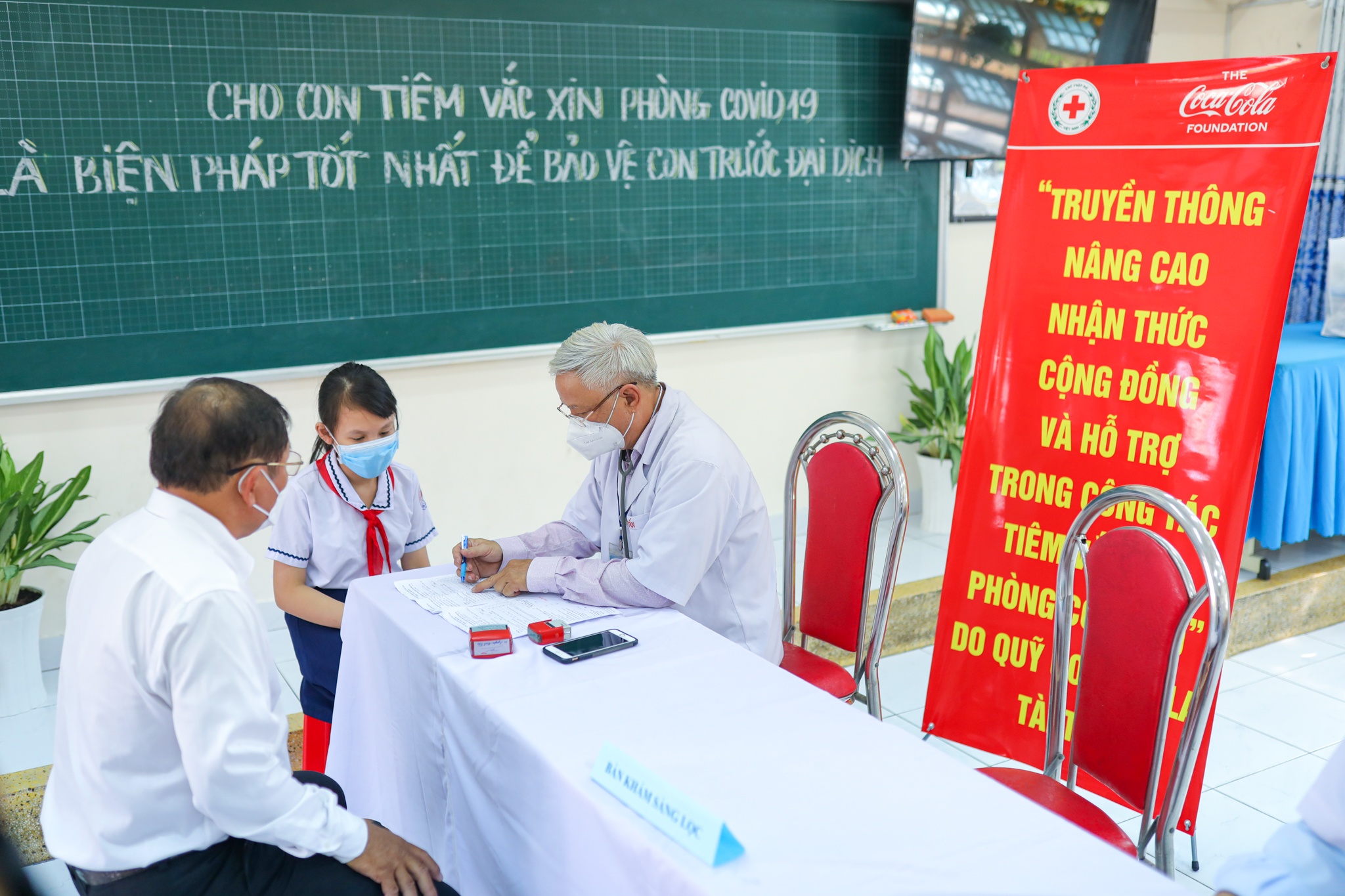 phong chong Covid-19 anh 16