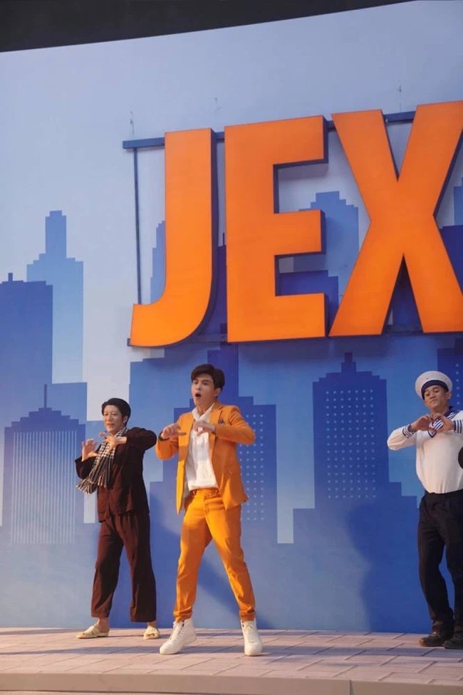 Hồ Quang Hiếu, Vì sống là động ảnh 2 Ho Quang Hieu, Vi song la dong anh 2