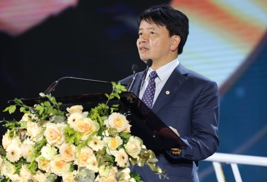 Le ra quan Vinhomes Ocean Park 2 - The Empire hinh anh