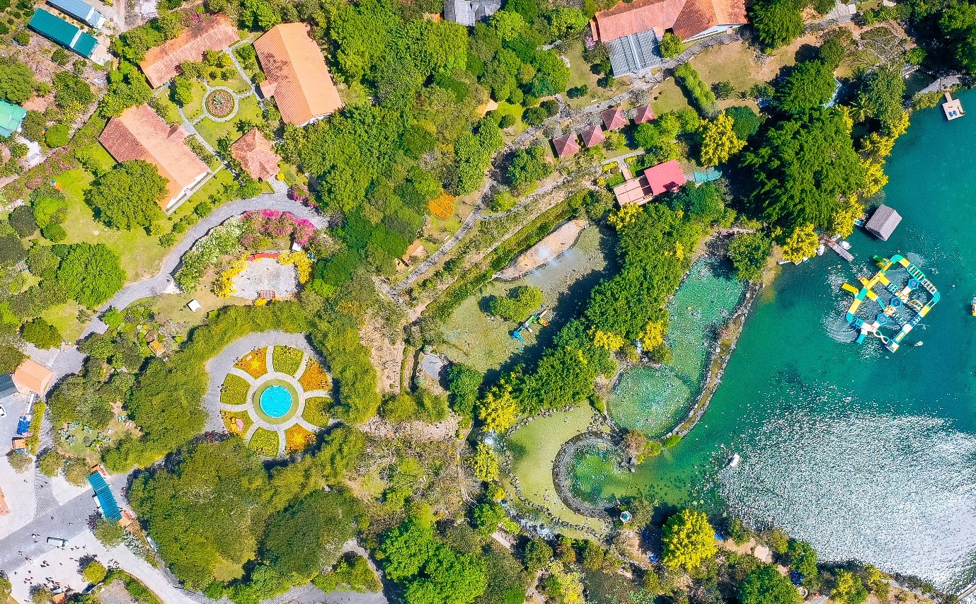 Cong vien Suoi Mo anh 1