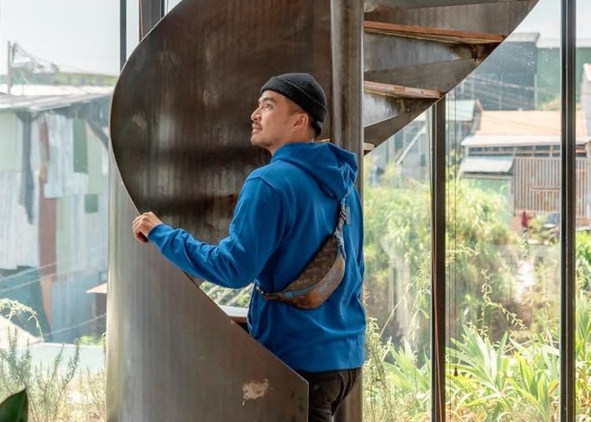 Tham khao cach chon tui du lich cua cac travel blogger hinh anh