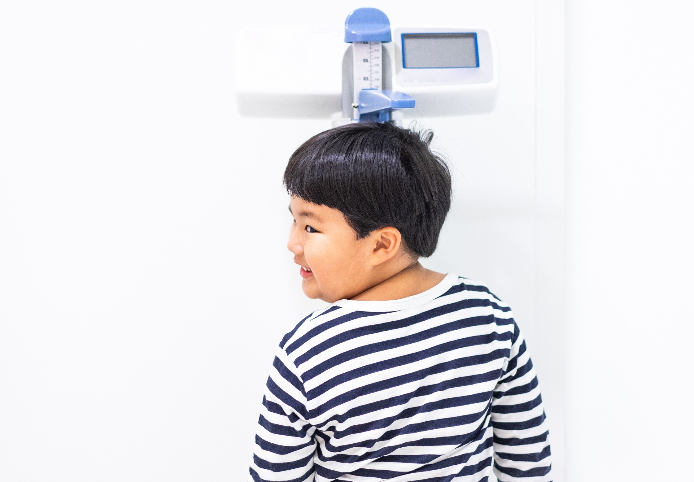 Nhan biet som tinh trang thua can o tre qua chi so BMI hinh anh