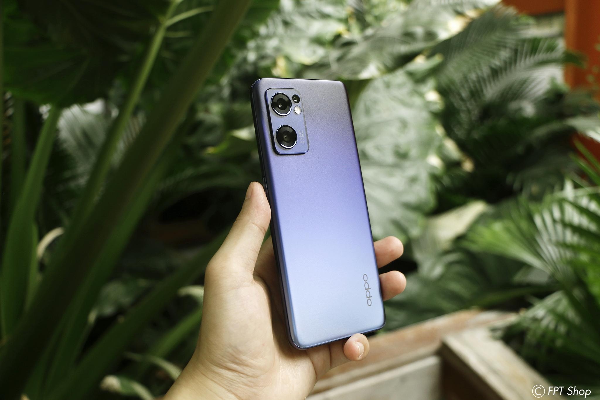FPT Shop,  Oppo Reno7 anh 2