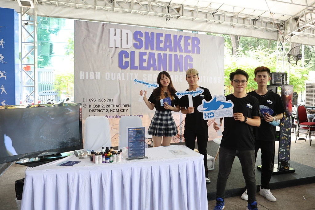 Tam Dinh,  Khoa Tran anh 4