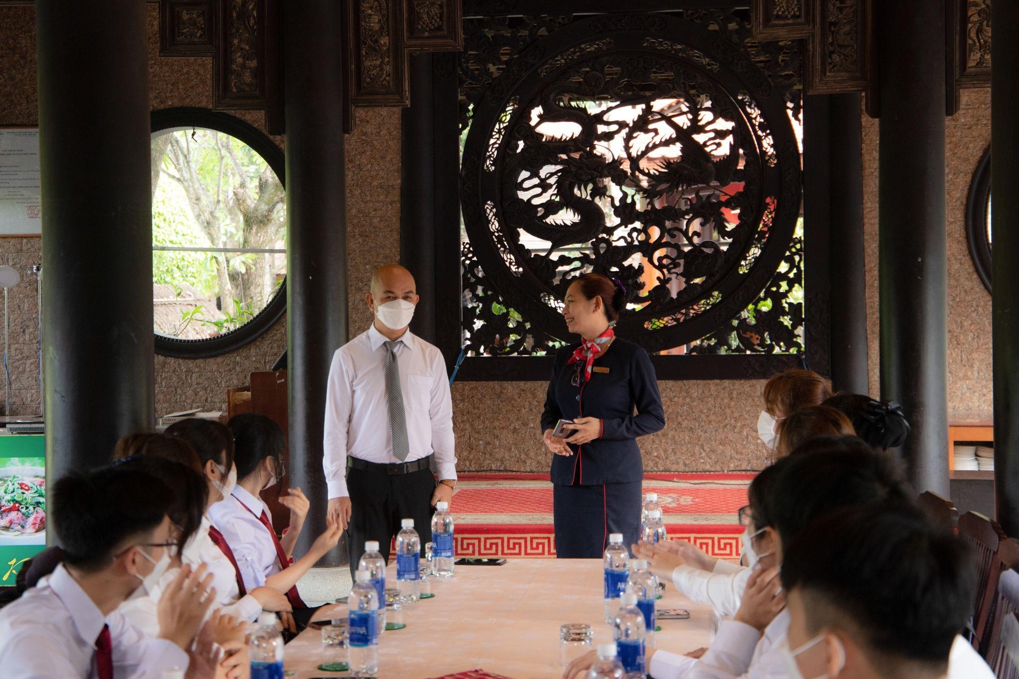 Tuyen sinh dai hoc 2022 anh 2