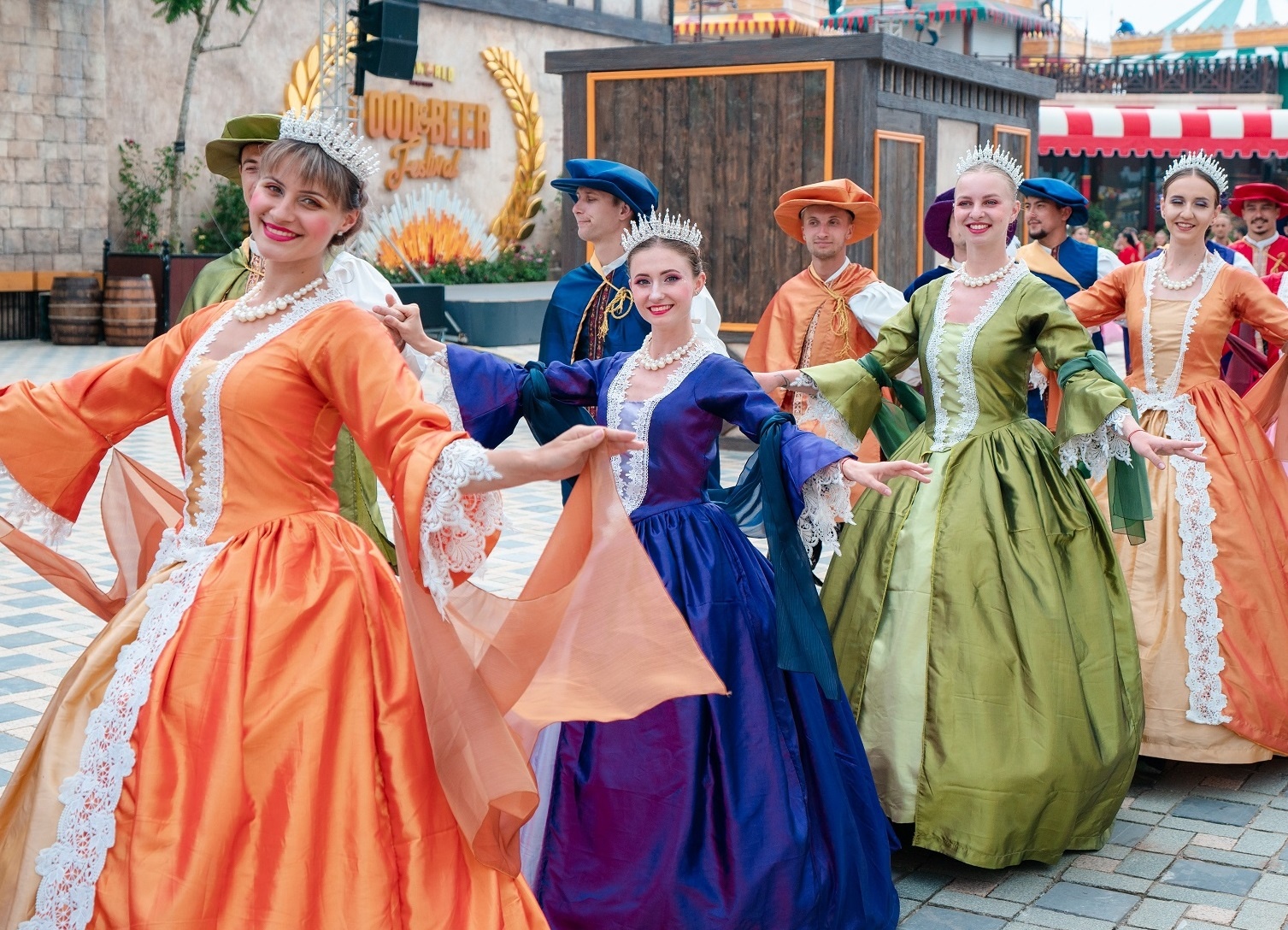 Du lich trong giai doan binh thuong moi: Mo cua de thay tuong lai hinh anh