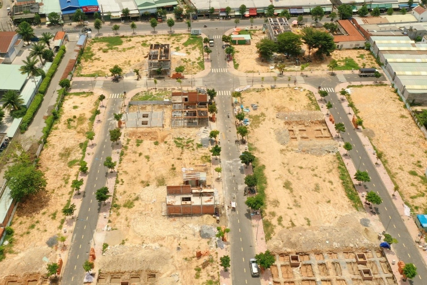 Lua chon dau tu dat nen so do gan TP.HCM hinh anh