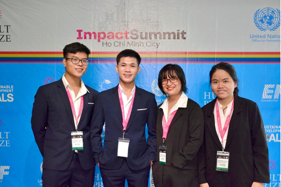 Dam me trai nghiem cua nam sinh Dai hoc FPT hinh anh