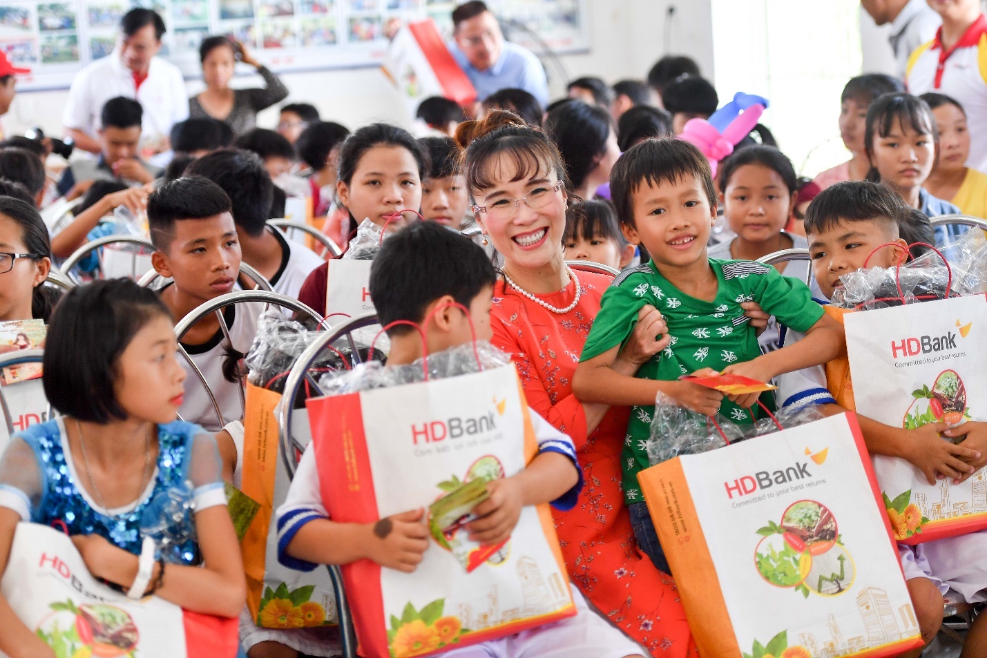 Nguyen Thi Phuong Thao,  Sovico anh 5