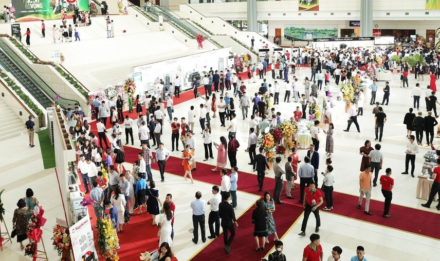 do gia dung,  ky niem thanh lap anh 1