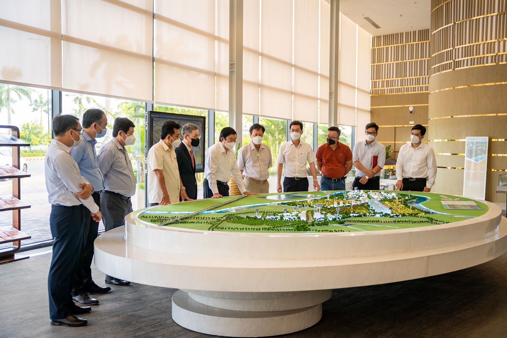 Ben Luc - 'thoi nam cham' moi cua bat dong san Long An hinh anh