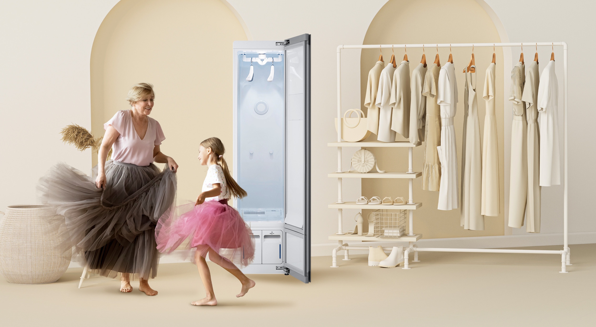 TV LG OLED C2,  LG anh 2