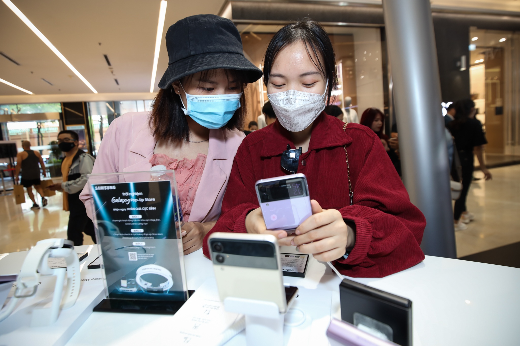 Galaxy Pop-up Store anh 14