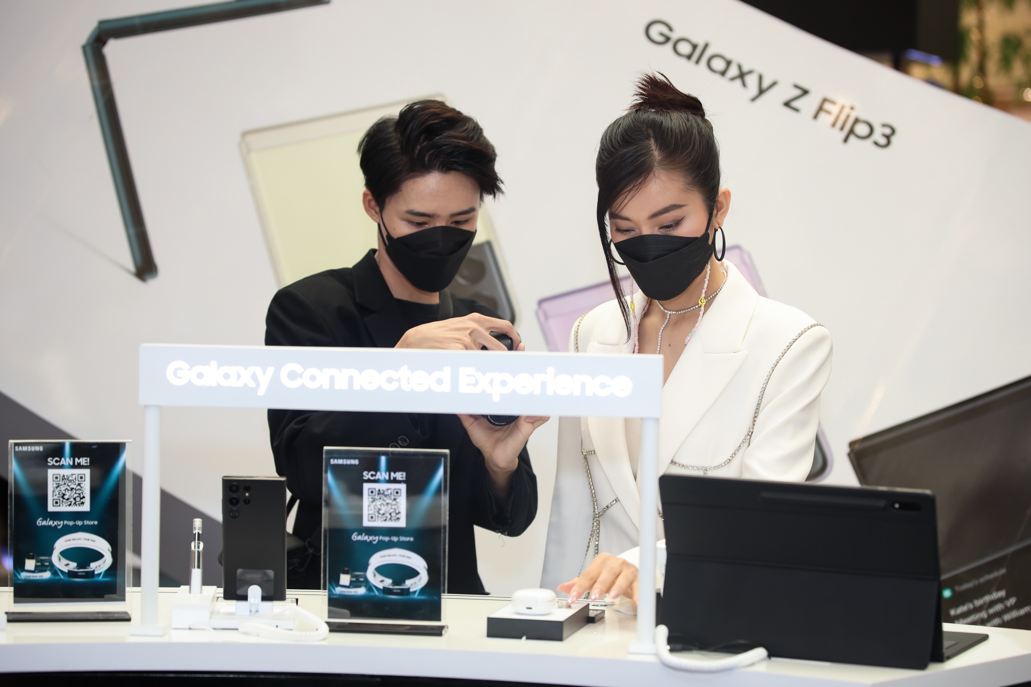 Galaxy Pop-up Store anh 11