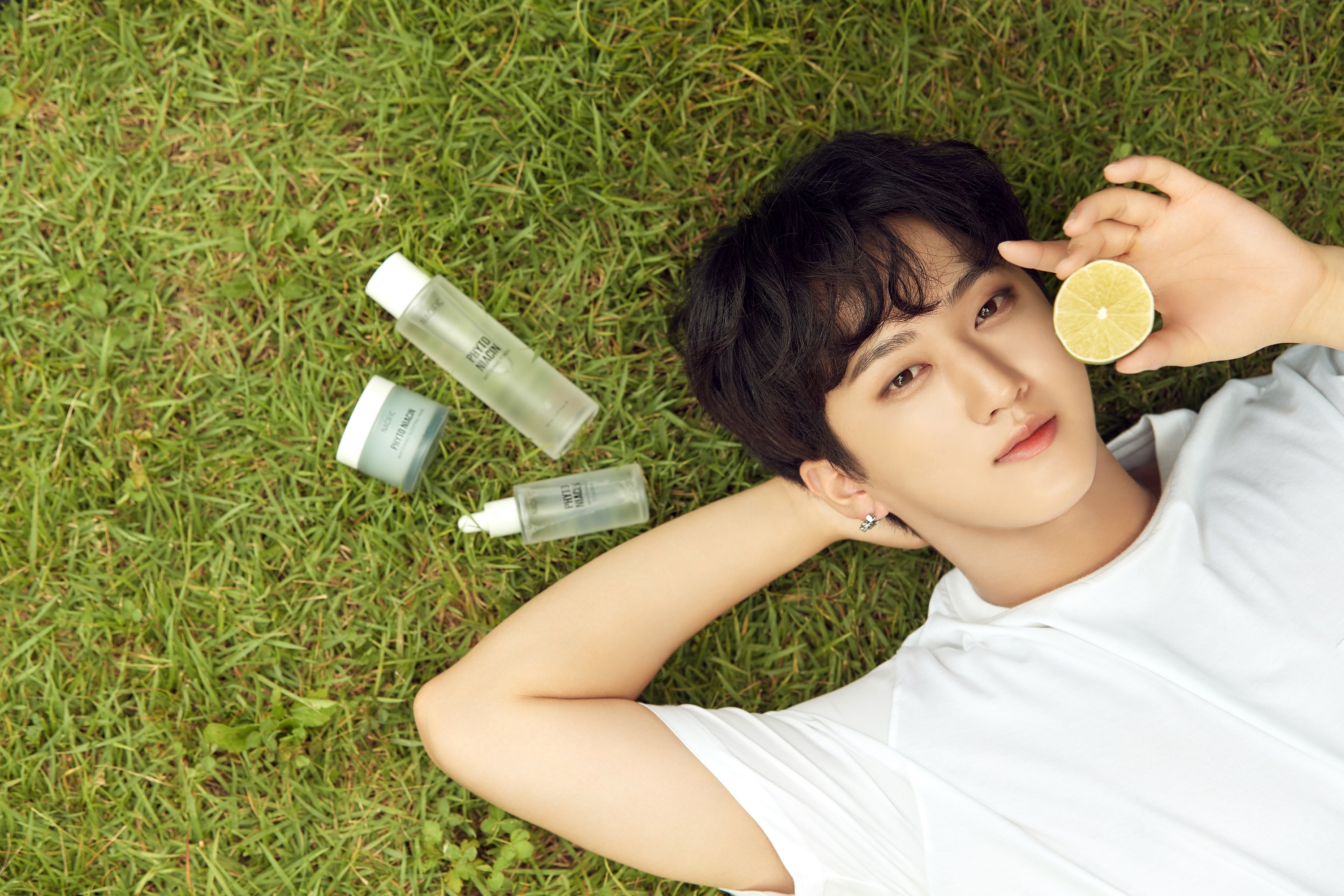 Nhom nhac Stray Kids dong hanh cung thuong hieu my pham Nacific hinh anh