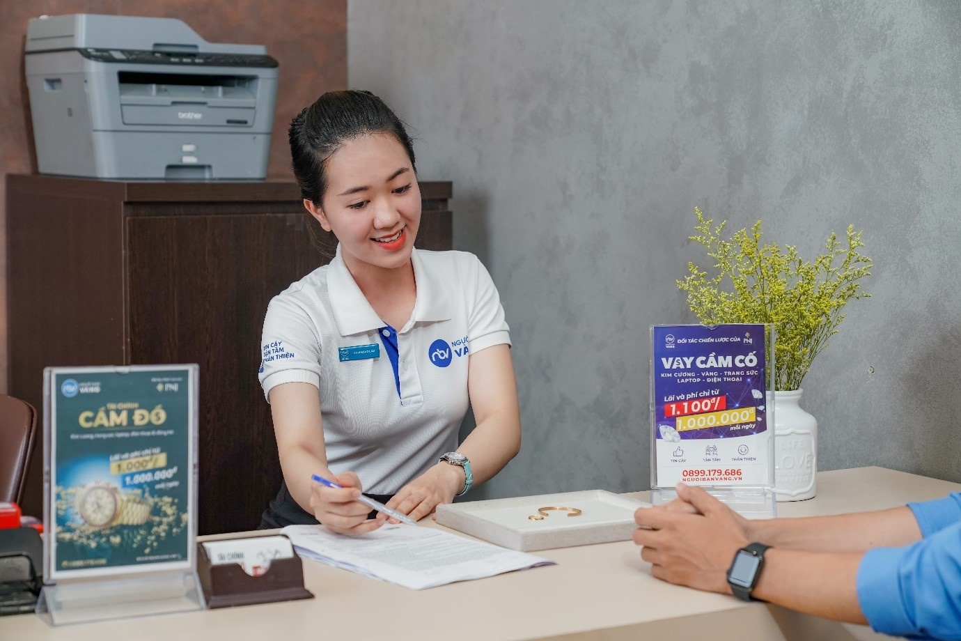 Nguoi Ban Vang - he thong cam do va thu mua hang hieu tren toan quoc hinh anh