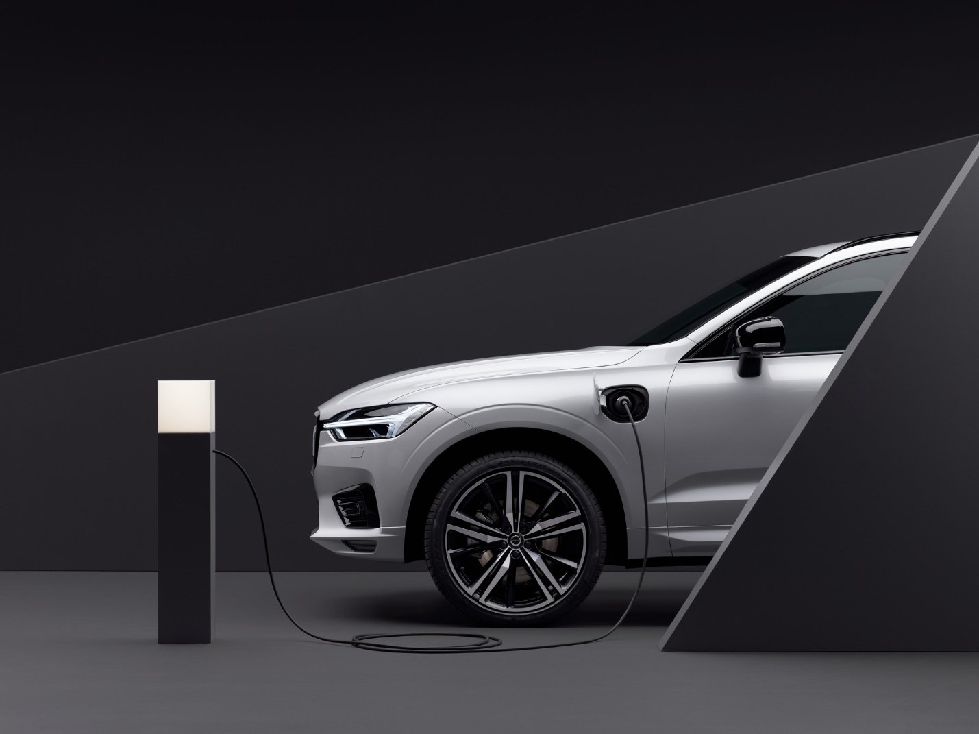 Volvo XC60 T8 Recharge,  Volvo ảnh 2 Volvo XC60 T8 Recharge,  Volvo anh 2