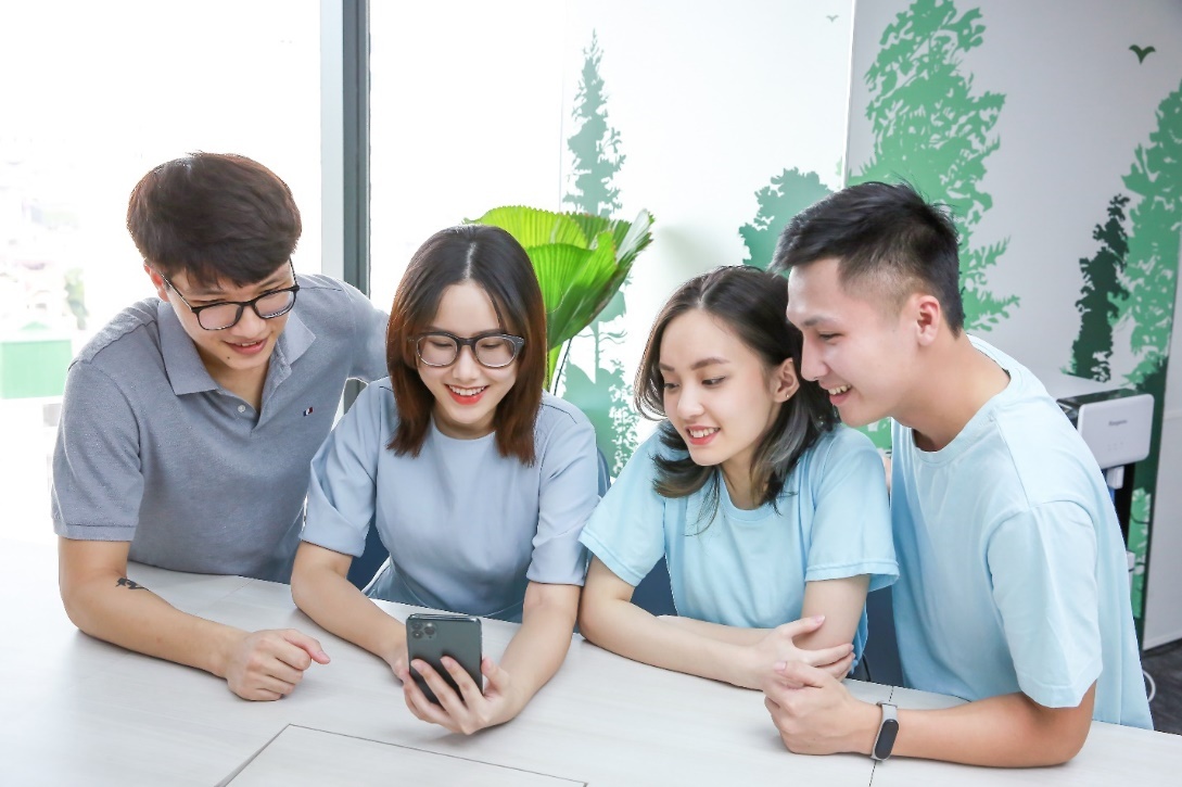 Giam 50% ve tau, xe, xem phim tren ung dung BIDV SmartBanking hinh anh