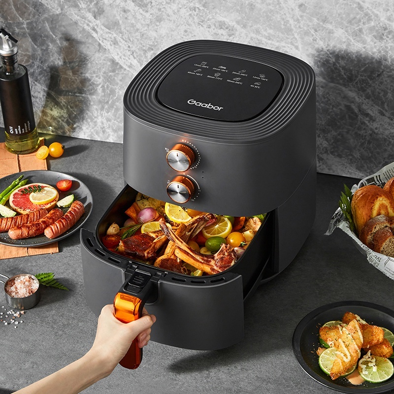 6.6 Sale Giua Nam anh 1