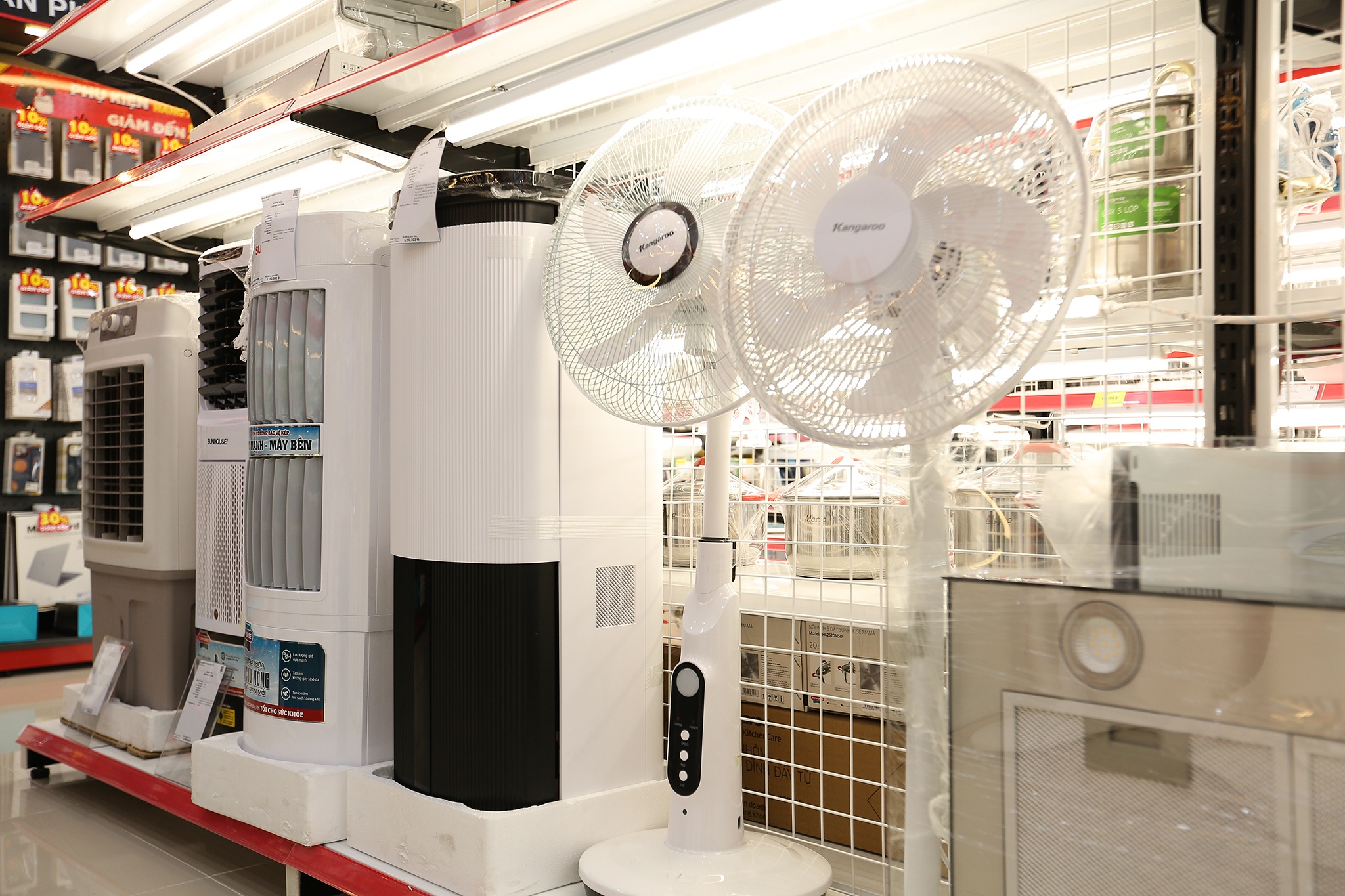 FPT Shop giam gia quat, quat dieu hoa den 50% hinh anh