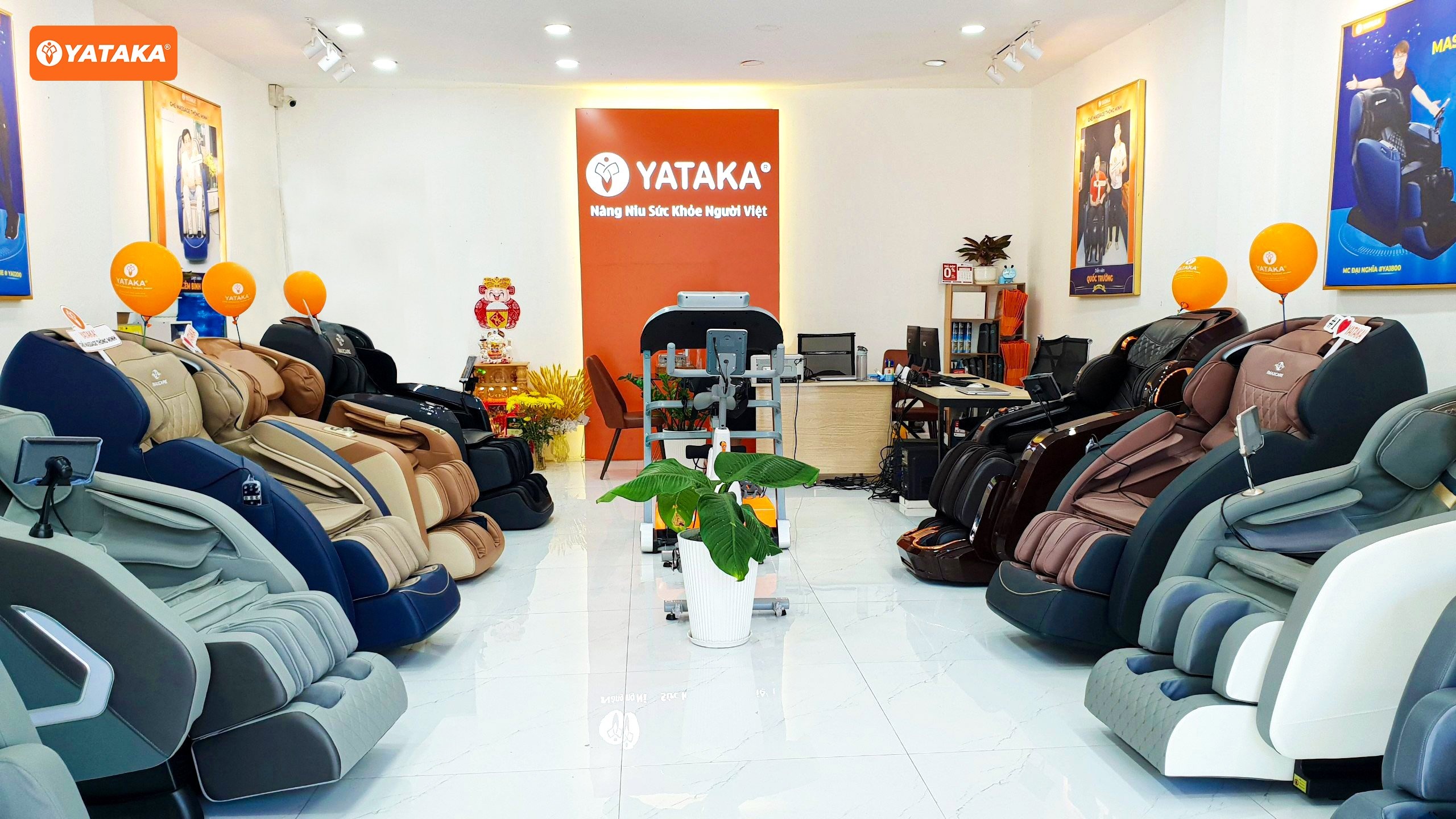 Yataka,  ghe massage anh 3