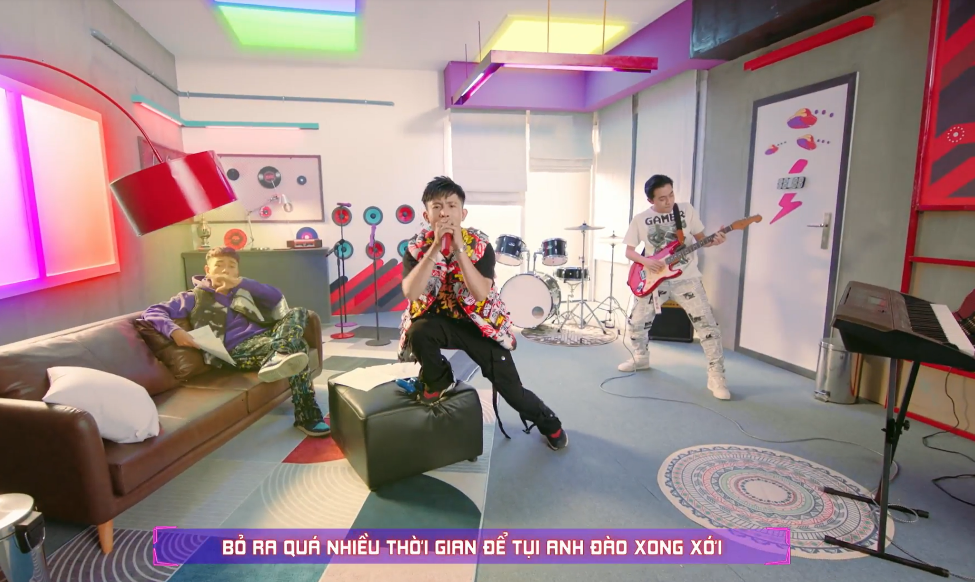 Qua day quay di,  Warrior anh 1