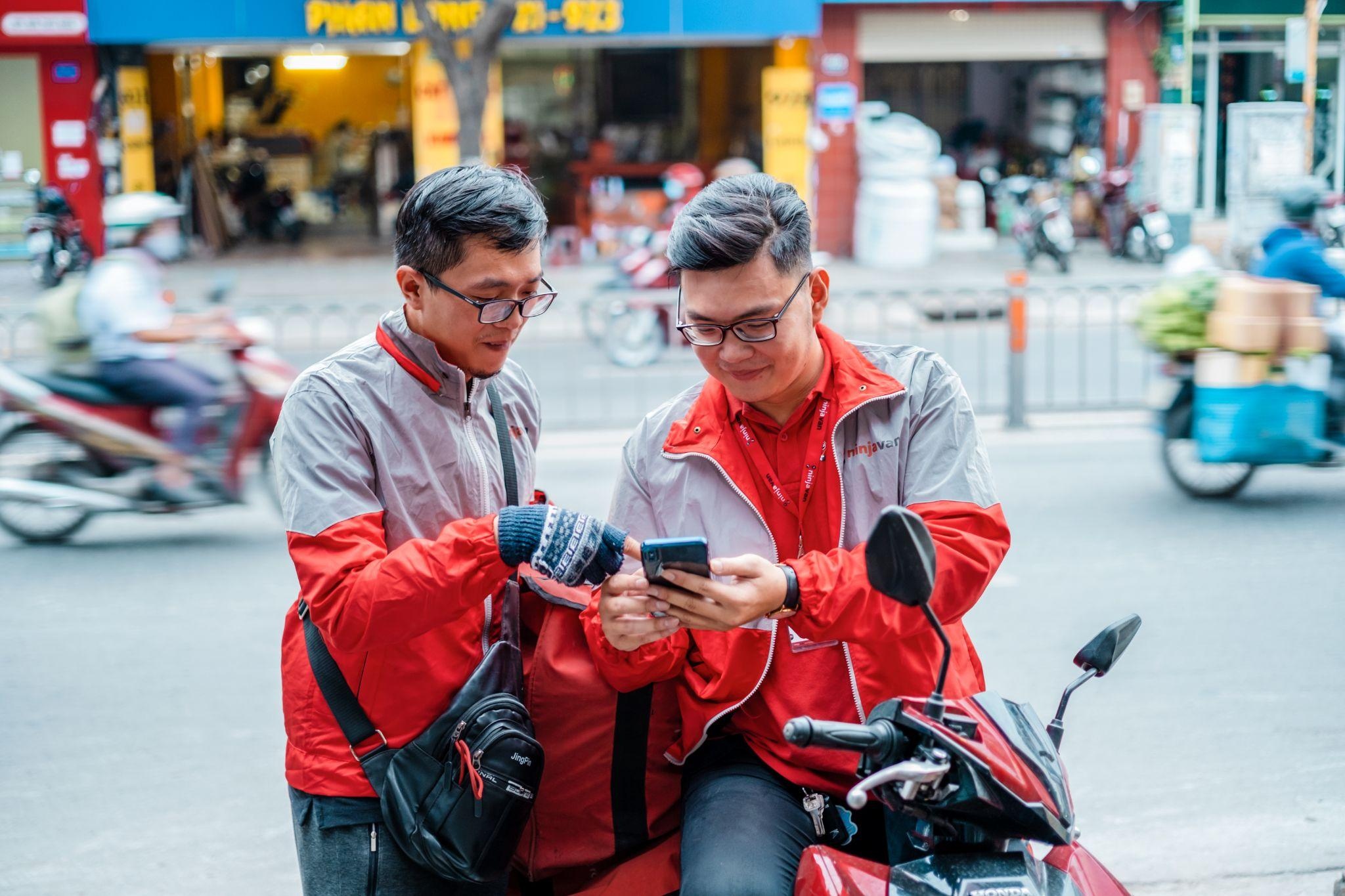 Ninja Van,  hang van chuyen anh 2